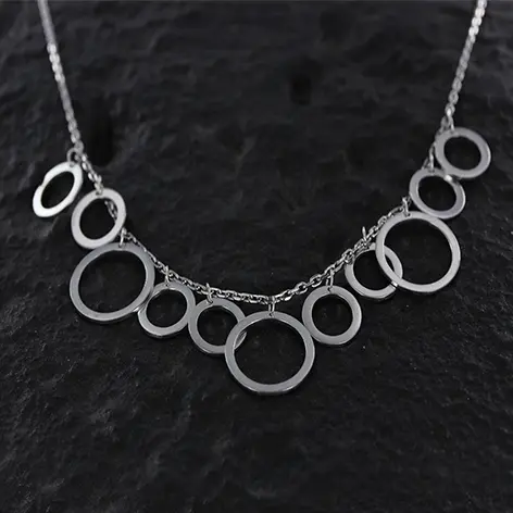 Artikelbild 1 des Artikels “Armband „Kreisringe in Reihe“ aus 925 Silber “
