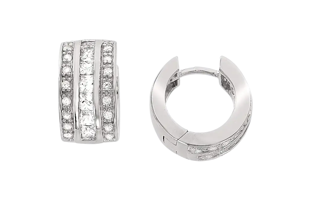 Artikelbild 1 des Artikels “Creolen „Mit dreireihigem Besatz“ aus 925 Silber mit Zirkonia, Höhe 15 mm “