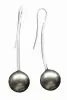 Artikelbild 1 des Artikels “Ohrringe „Haken mit dunkler Perle“ aus 925 Silber mit Perlen “