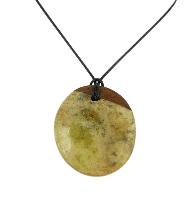 Product image 1 of the product “Pendant “Disc with Wood” with Amber ”