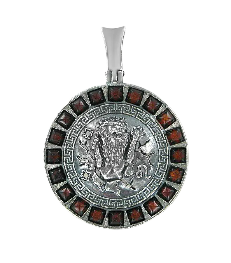 Product image 1 of the product “Zodiac Sign Pendant Leo in 925 Sterling Silver with Genuine Amber, Height 41 mm ”