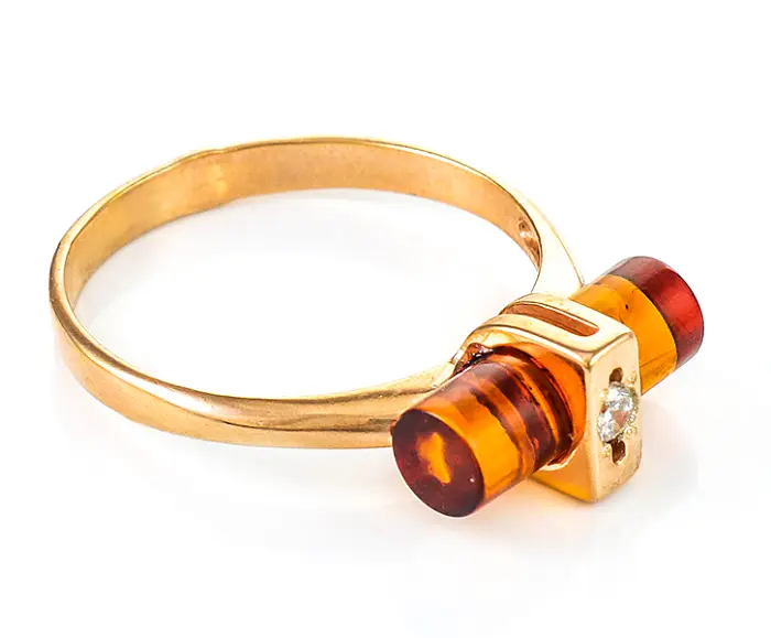 Product image 1 of the product “Women's Ring “Cylinder” in Gold-Plated 925 Sterling Silver with Amber ”