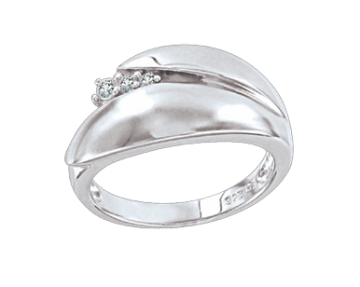Silver ring with zirconia 