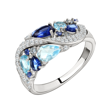 Silver ring with zirconia 