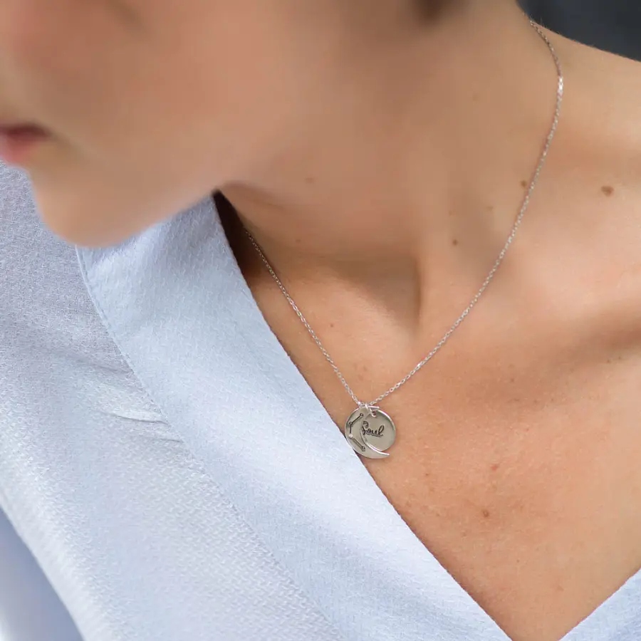 Artikelbild 2 des Artikels “Collier „Zwei Scheiben „Soul“ aus 925 Silber “